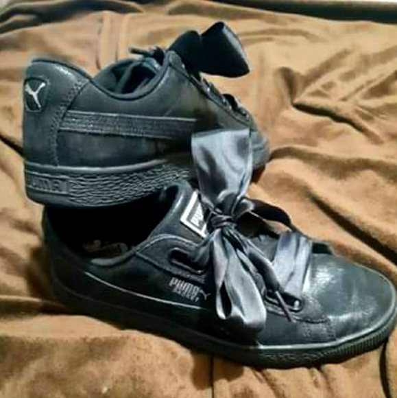 PUMA Basket Ribbon Laced Shoes (9) - Picture 3 of 4